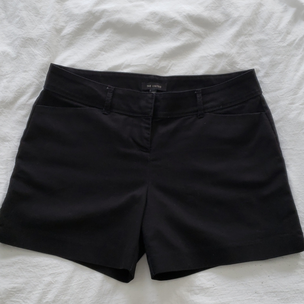 Limited black shorts